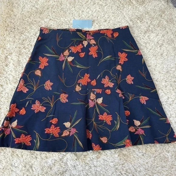 Loft Womens Floral Mini Skirt size XS petite - Picture 3 of 10